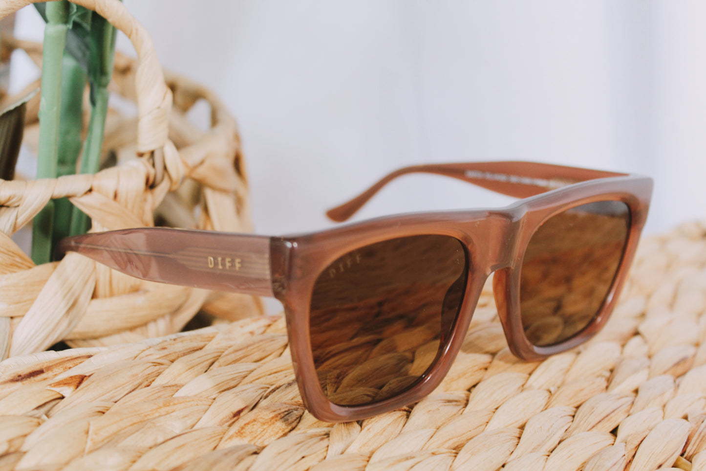 DIFF Chocolate Brown Sunglasses