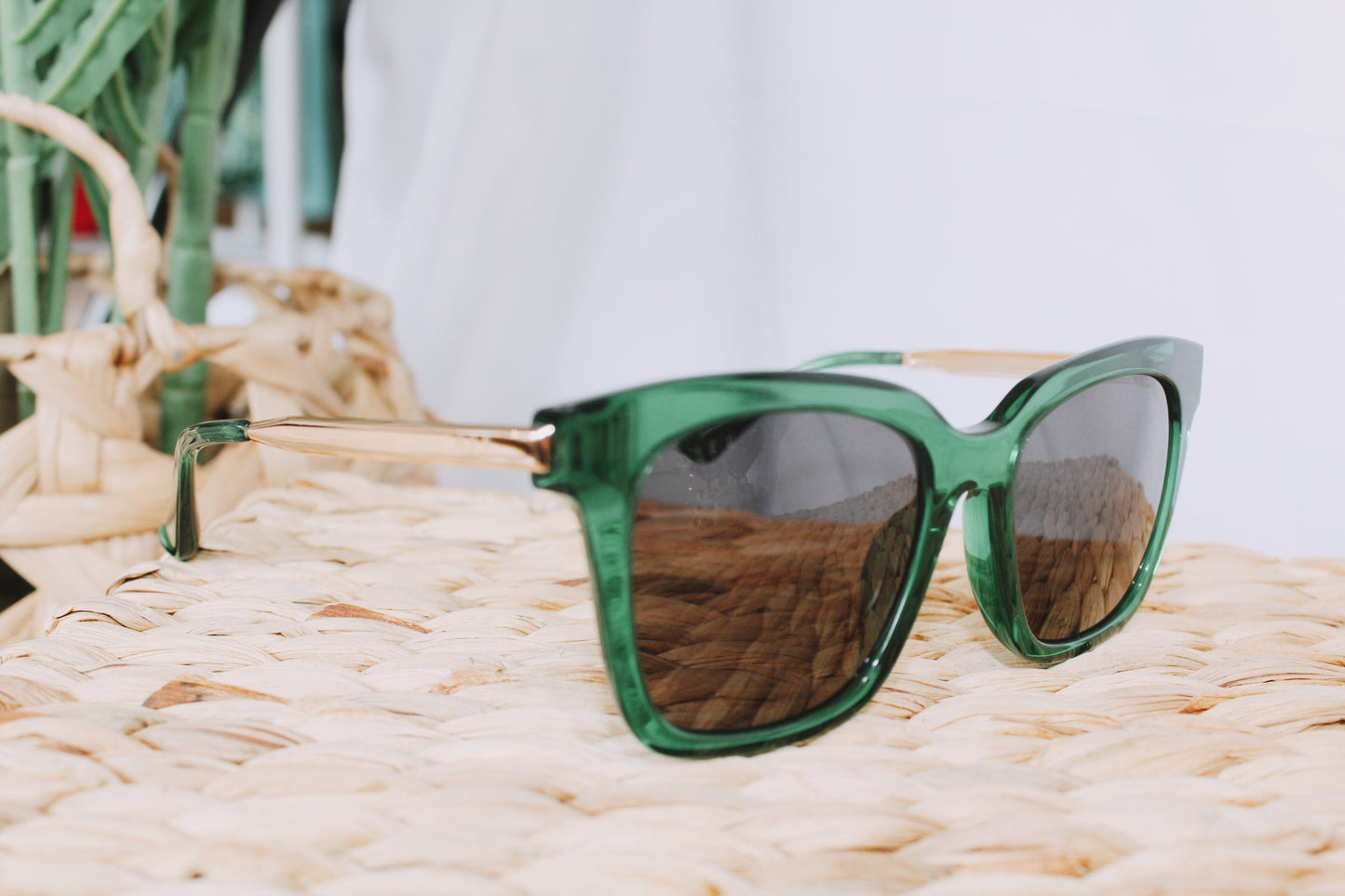 DIFF Kelly Green Oversized Sunglasses